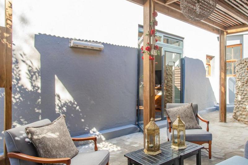 5 Bedroom Property for Sale in Paarl Western Cape